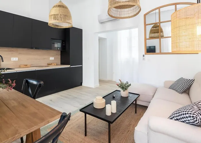 Bright And Elegant Gran Via Apartments